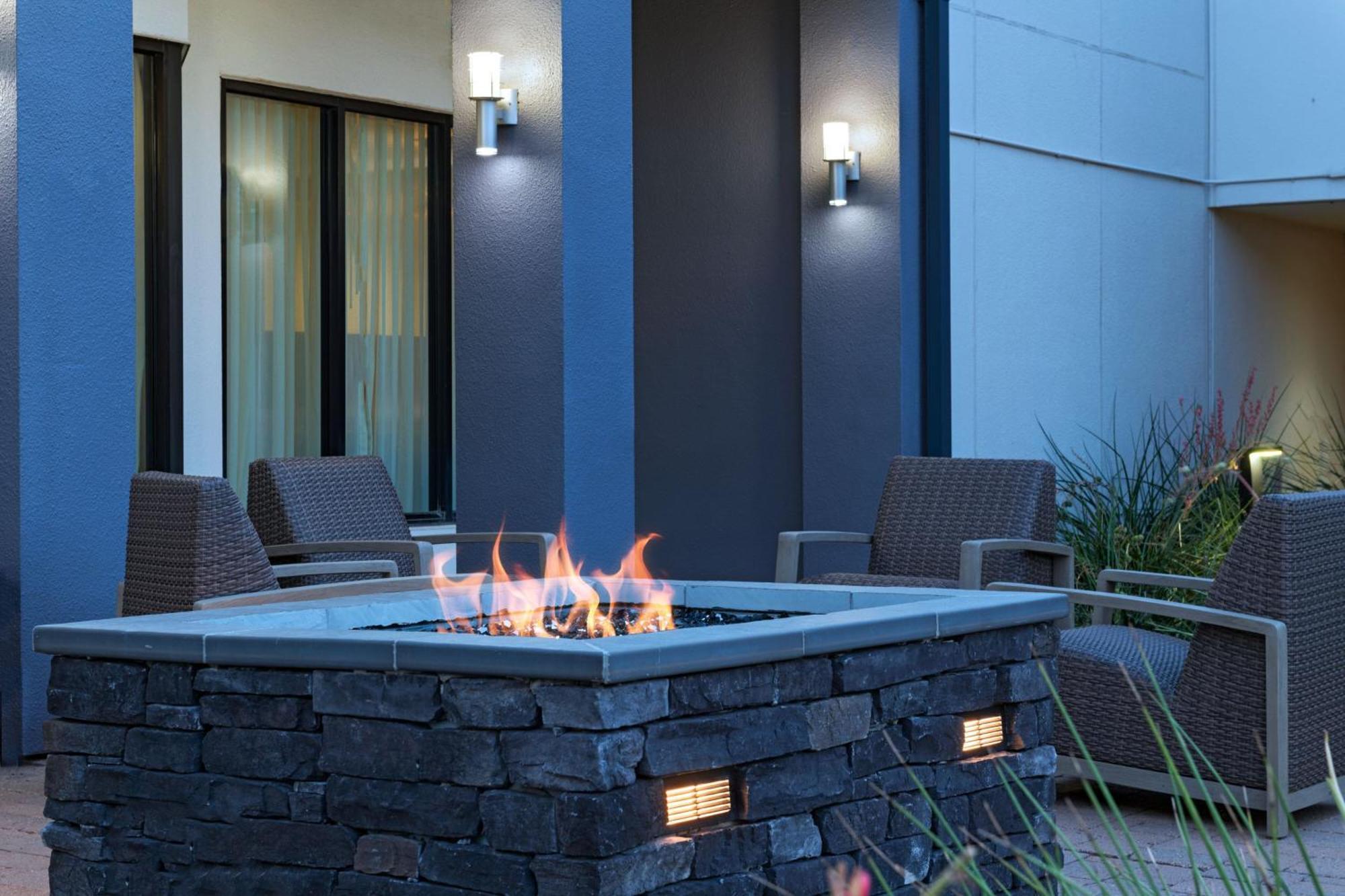 Courtyard Fort Worth University Drive Exterior foto
